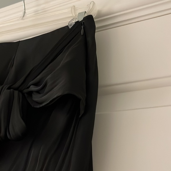 High Low Skirt - Picture 3 of 4